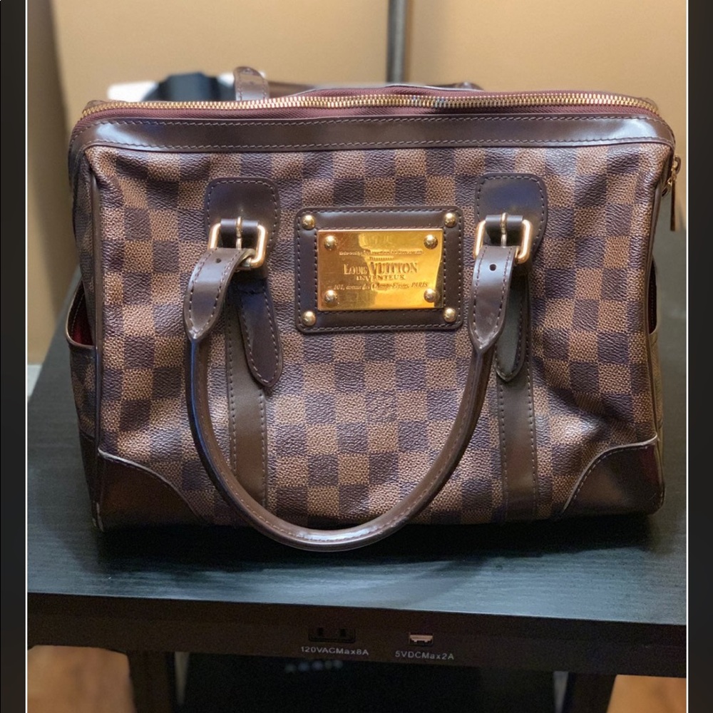 Authentic Louis Vuitton Berkeley Bag